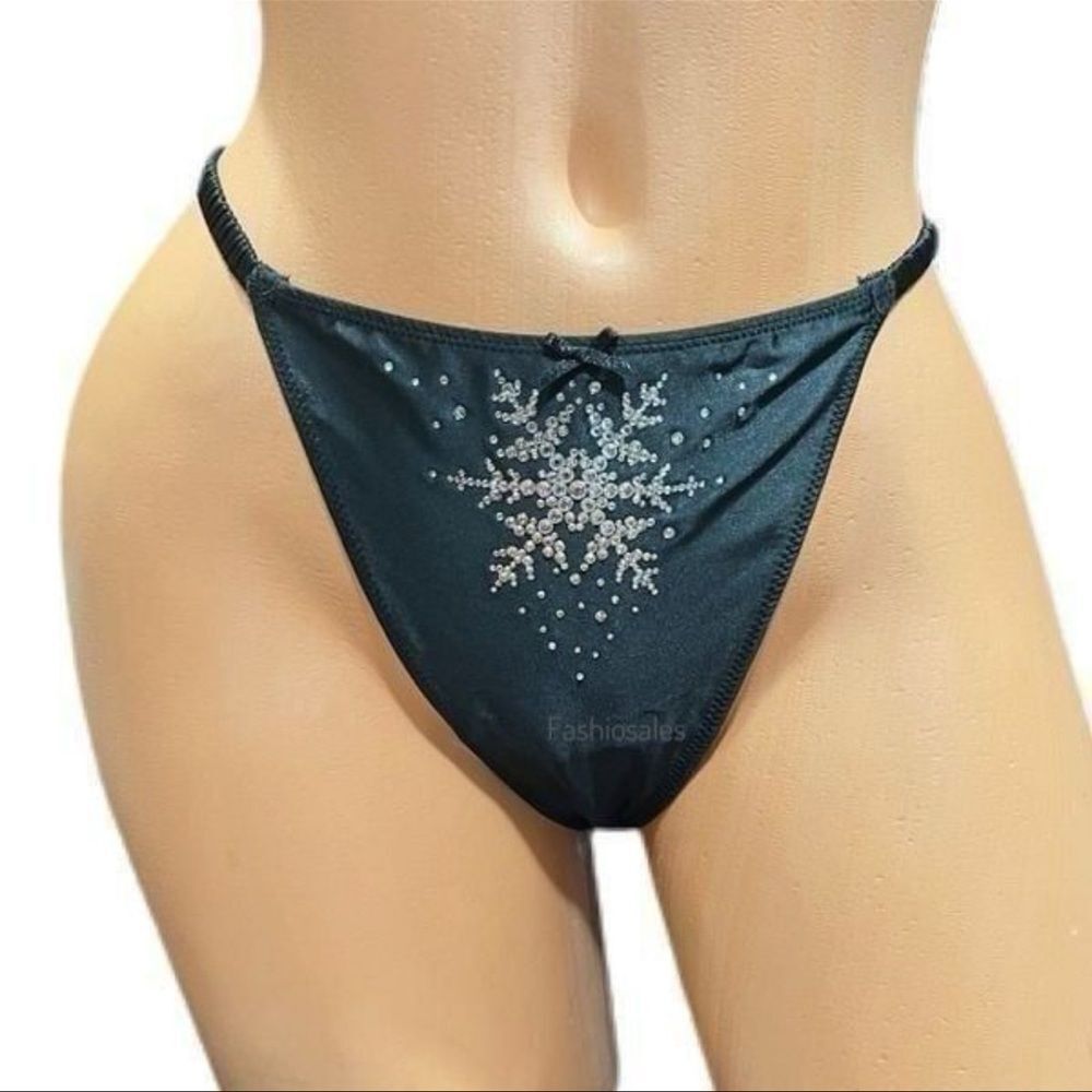 Victorias Secret Dream Angels Soft Satin Bling Crystals V string Panty Black M